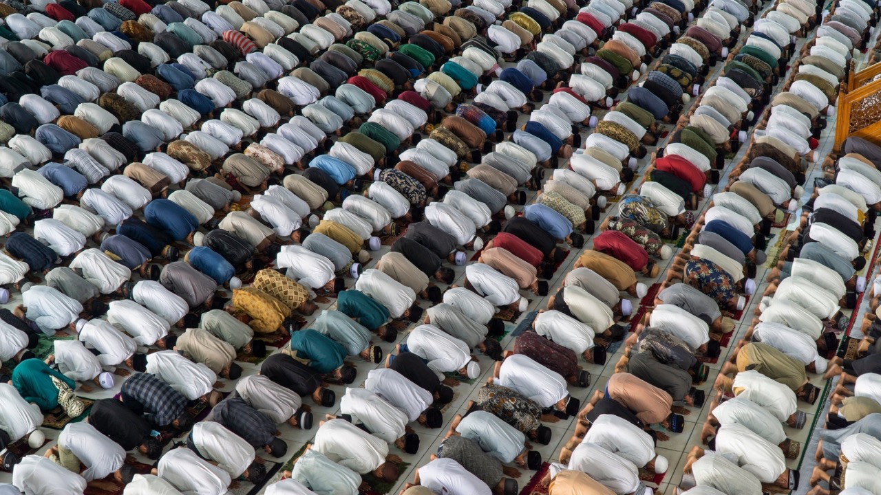 What is Eid Prayer? How Many Rak’ahs, How is it Performed?